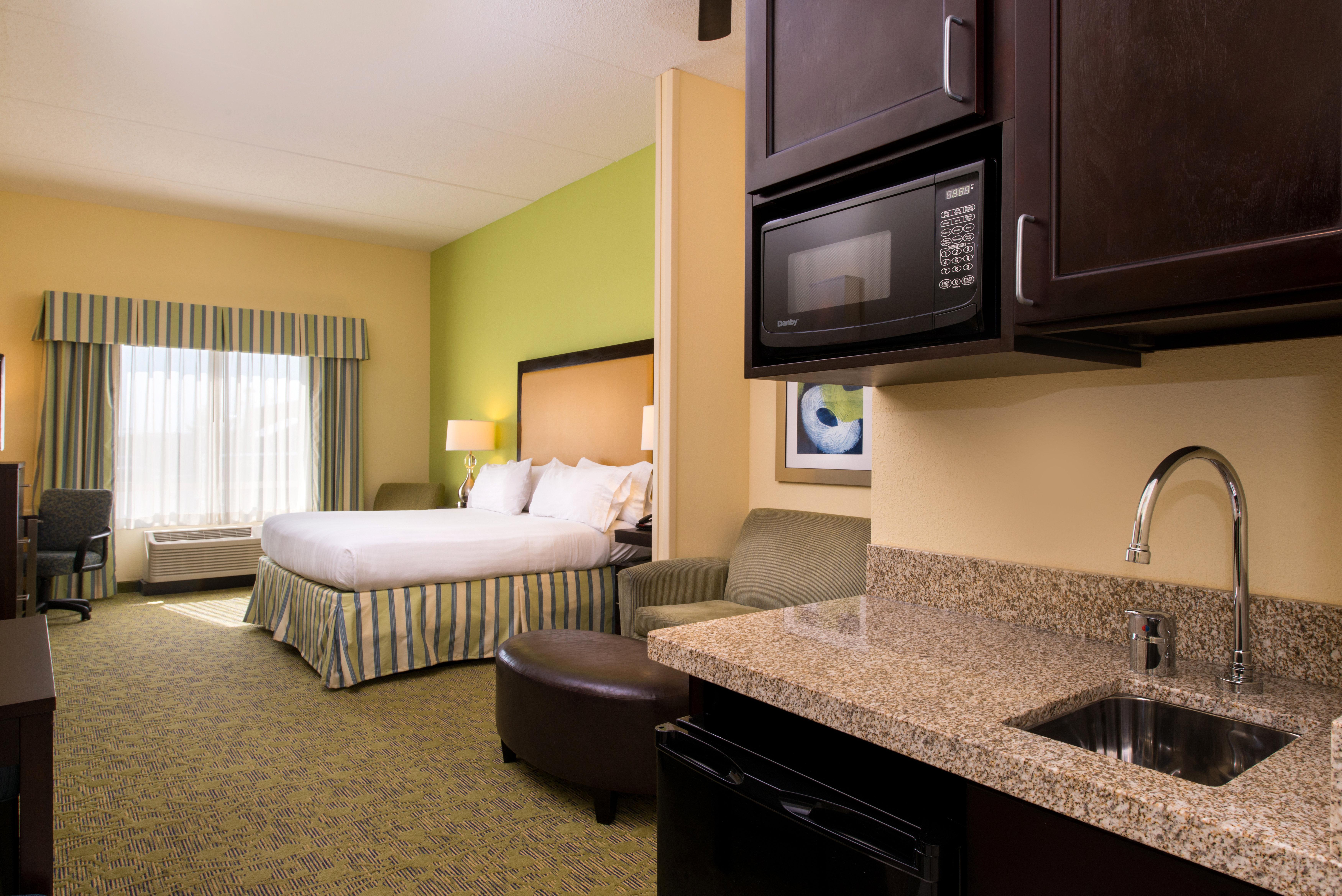 Holiday Inn Express And Suites Dickson City By Ihg Ngoại thất bức ảnh