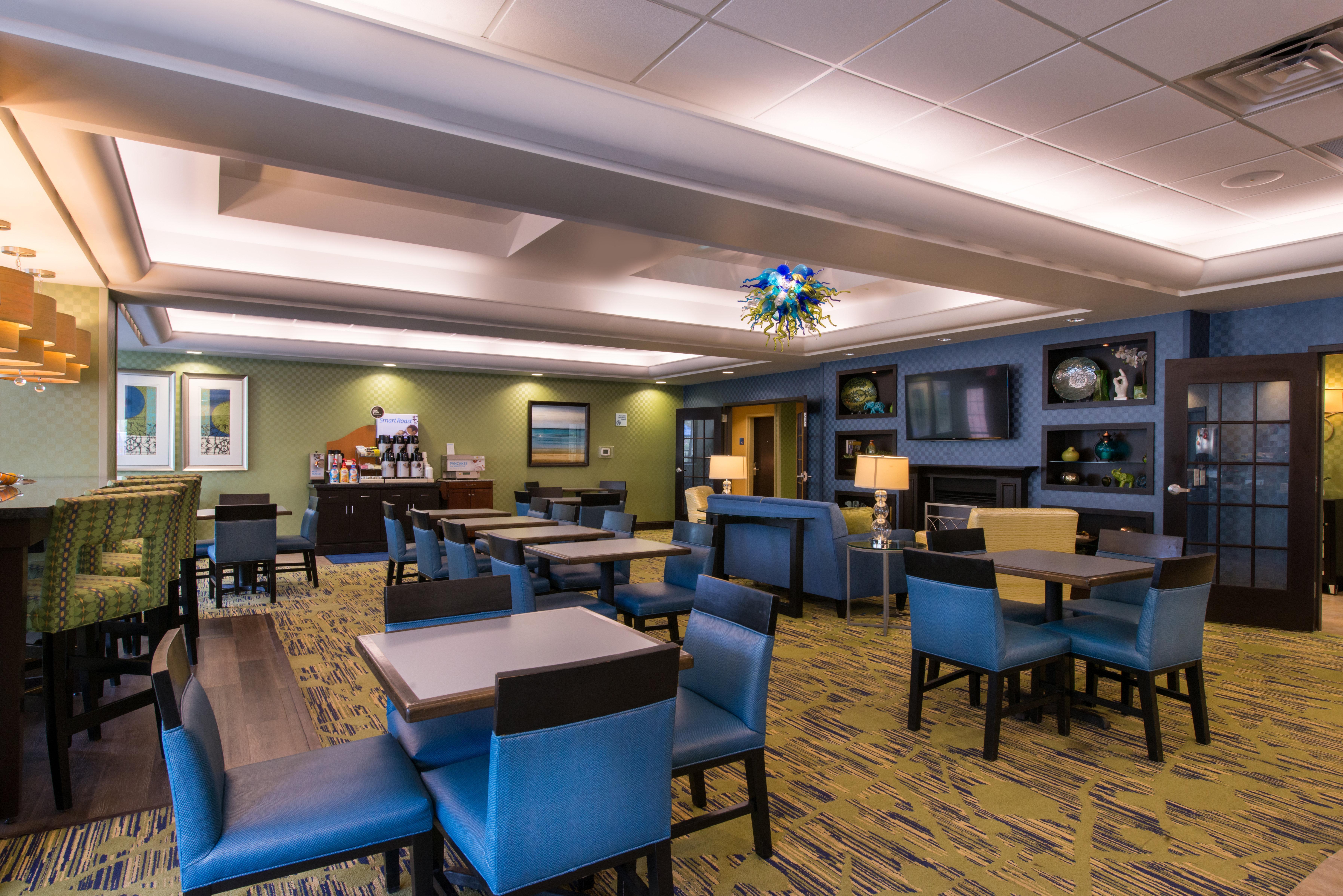 Holiday Inn Express And Suites Dickson City By Ihg Ngoại thất bức ảnh